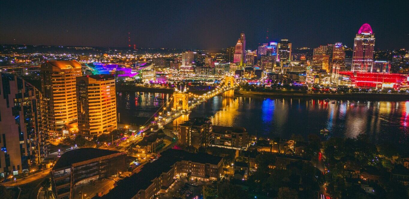 Blink2024cityscapecourtesyofthecincinnatiregionalchamber